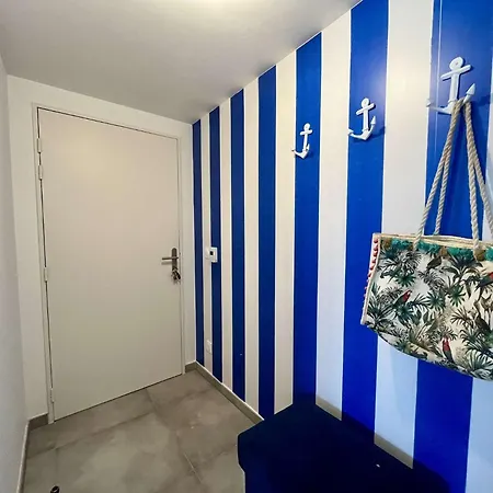 Standing 3 Pieces Cap D 'agde Ct037-053 Apartment Agde