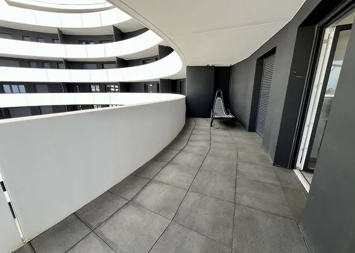 Standing 3 Pieces Cap D 'agde Ct037-053 *