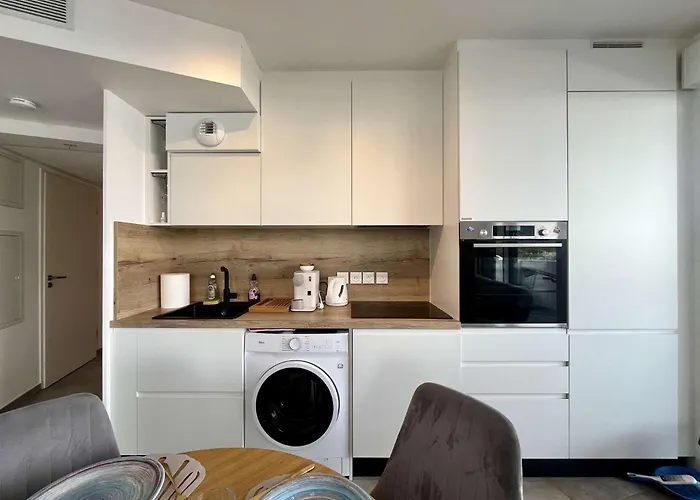 Apartment Standing 3 Pieces Cap D 'agde Ct037-053