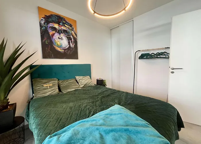 Standing 3 Pieces Cap D 'agde Ct037-053 *