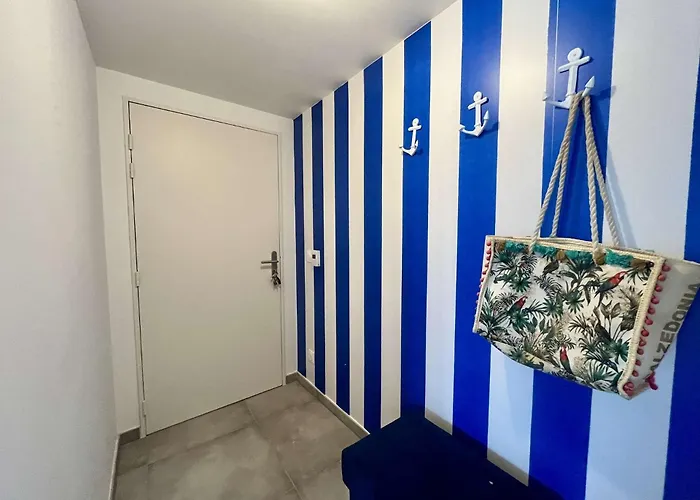 Standing 3 Pieces Cap D 'agde Ct037-053 Apartment Agde